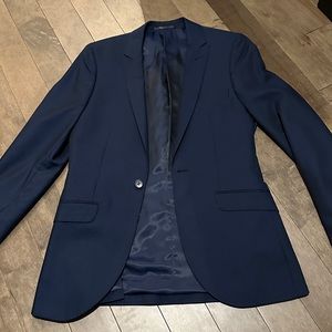 Men’s navy blazer